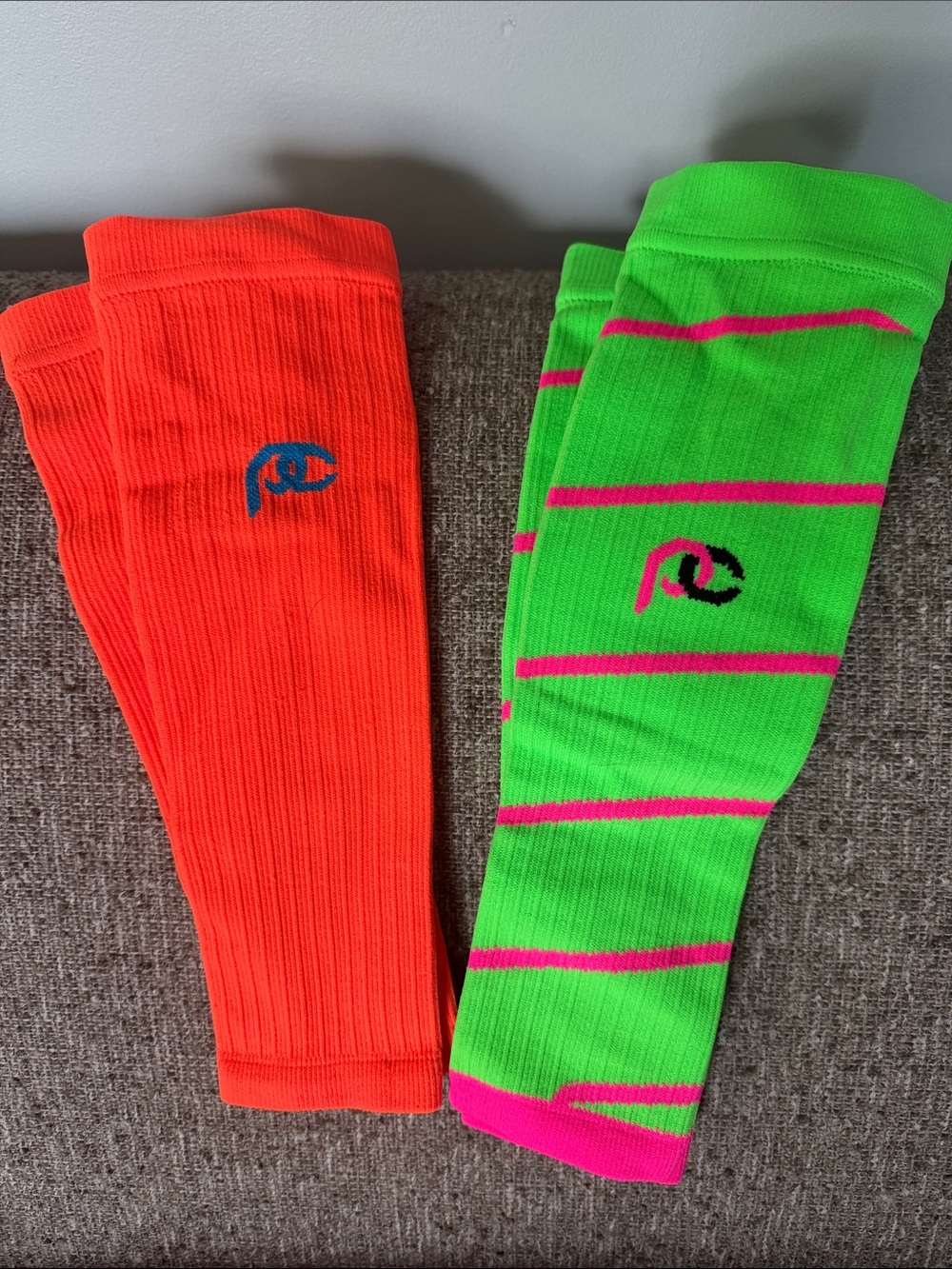 Sm/Med PRO compression leg sleeves BUNDLE